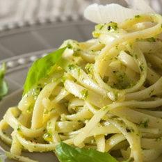pasta_cheese_basil_pesto